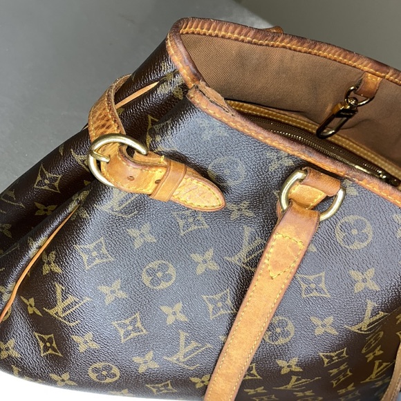 Authentic Louis Vuitton Monogram Canvas Batignolles - Picture 10 of 10